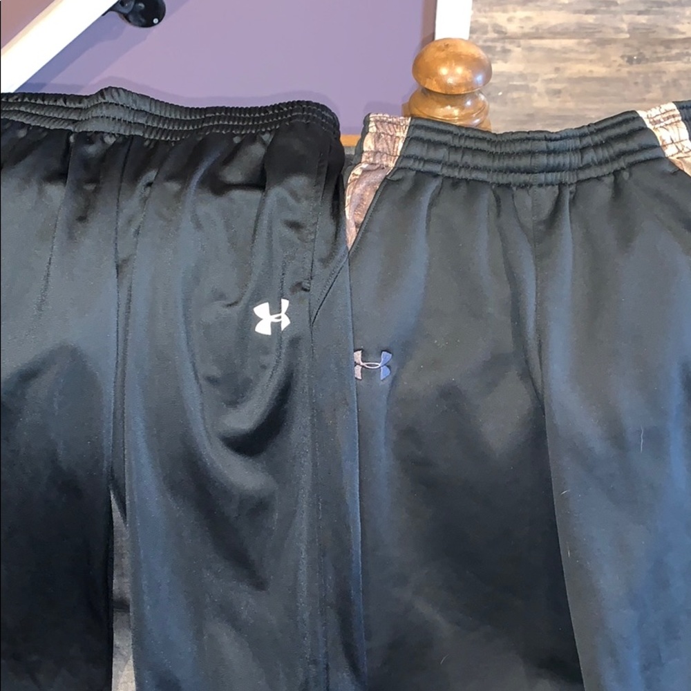 2 pairs of boys sweatpants